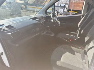 /photos/12298/2b57cba8-355d-4f43-94c5-d21911f21838_i320x240.jpg