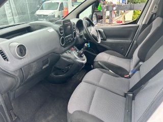 /photos/12298/3b49915b-a0b0-4f13-bb8c-e467a4971fb0_i320x240.jpg