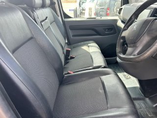 /photos/12298/8799c413-14a5-4e67-9acf-86d38426706b_i320x240.jpg