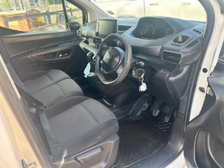/photos/12298/94471d28-4b6e-4413-8ff2-89d95d5c5e69_i320x240.jpg