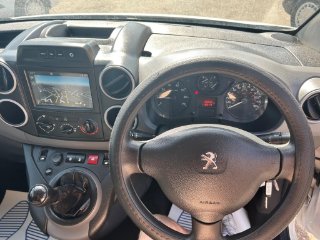 /photos/12298/db1be471-a97c-48f3-a4d3-4f65e3cc053a_i320x240.jpg